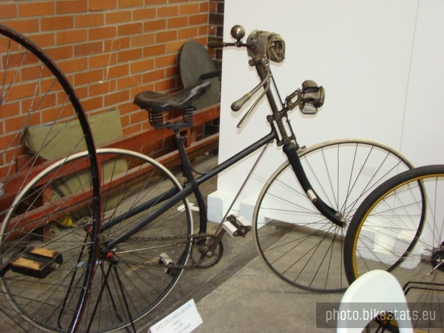 berliner fahrrad schau 2012 - stoisko z zabytkami