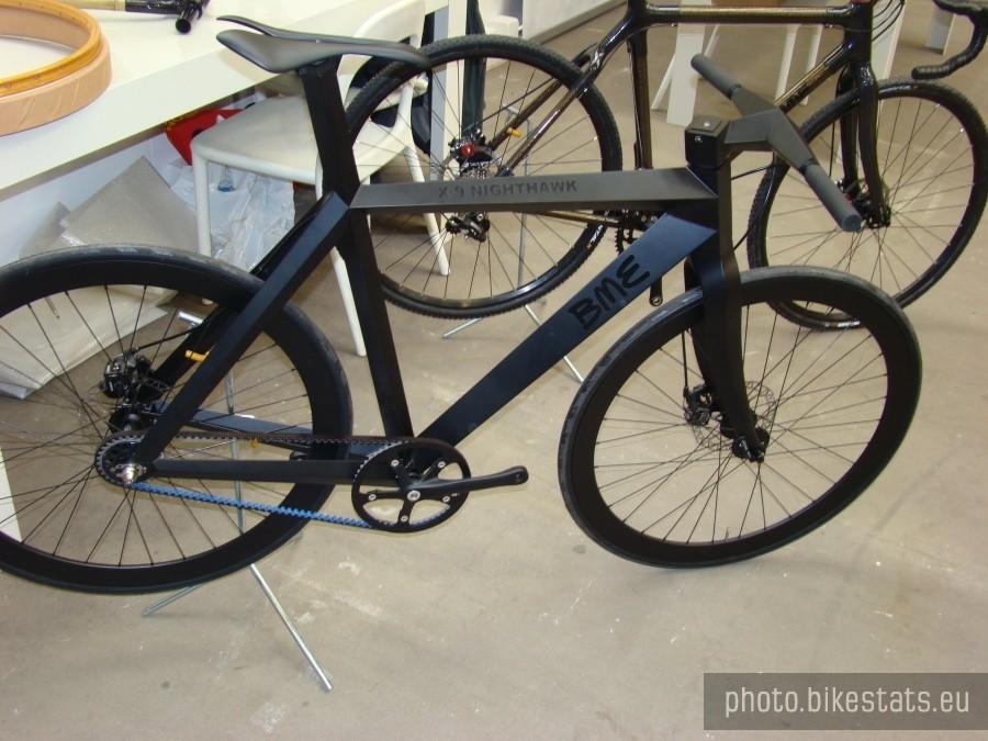 berliner fahrrad schau 2012 - kosmiczny rower , kosmiczna technologia.