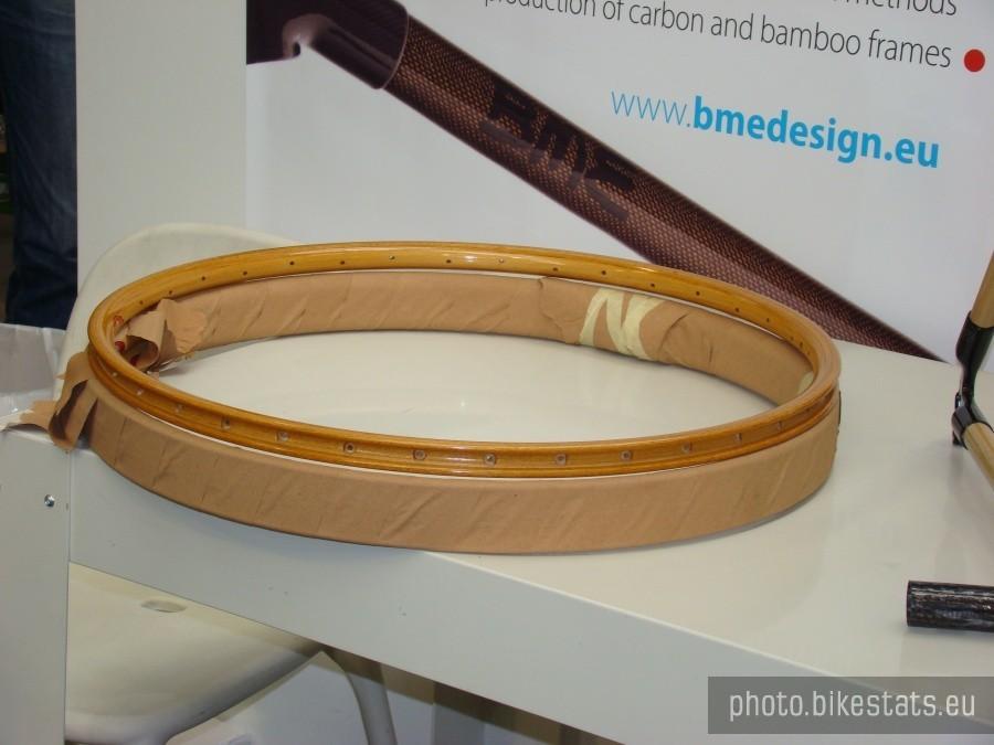 berliner fahrrad schau 2012- drewniane obręcza kół