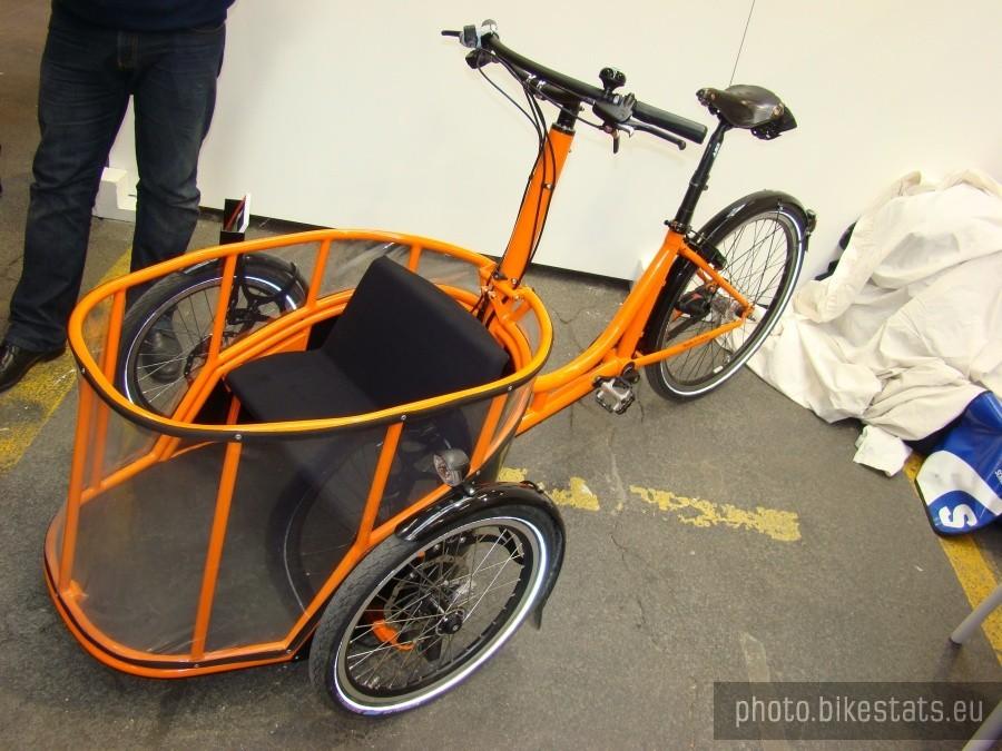 berliner fahrrad schau 2012- rowerek dla rodziców z małymi dziećmi.