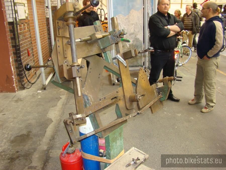 berliner fahrrad schau 2012 - ręczne robienie rowerów.