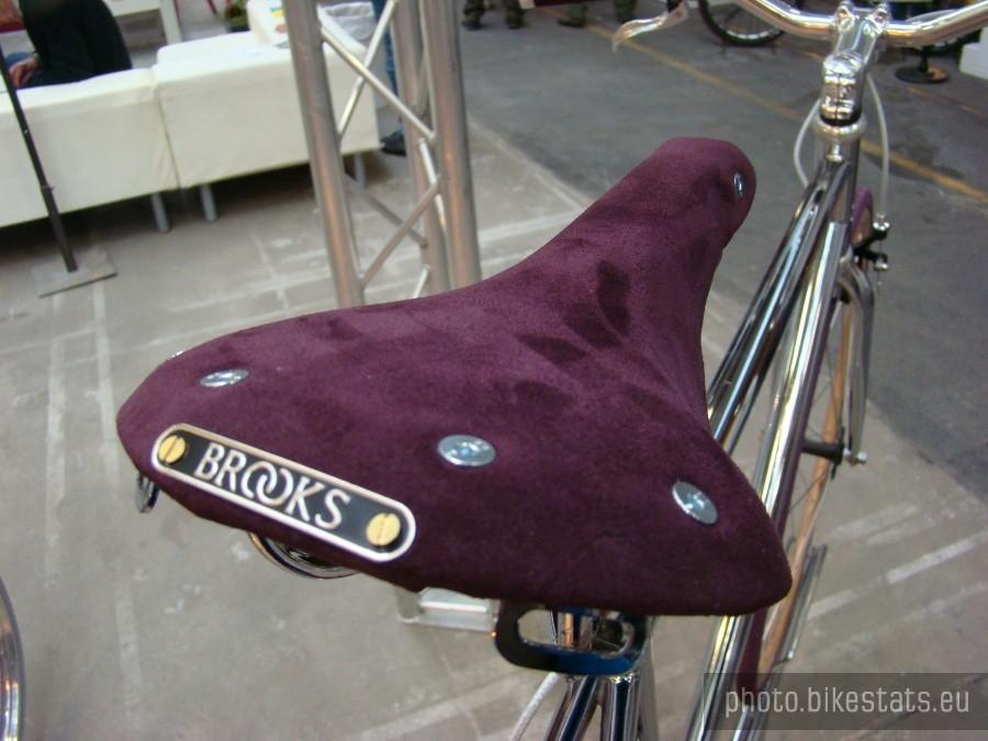 berliner fahrrad schau 2012- fioletowy brooks?
