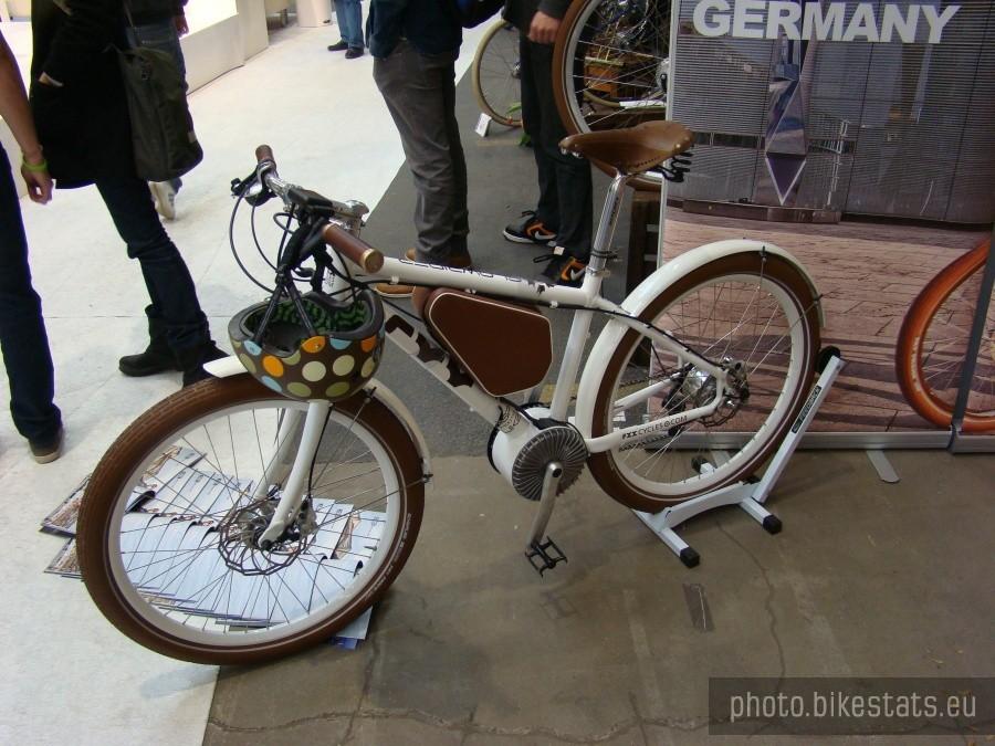 berliner fahrrad schau 2012- korbowód w ramie