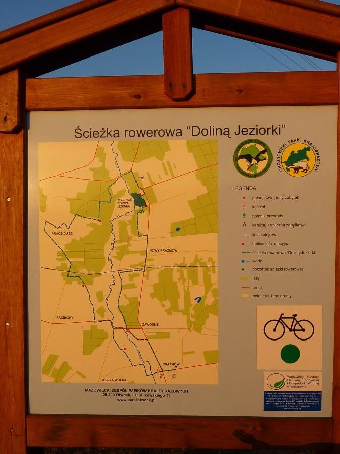 Na ścieżce rowerowej "Doliną Jeziorki". Prażmów