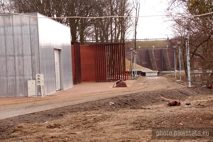 Zaplecze sanitarne przy nowej przystani w Białej Górze
