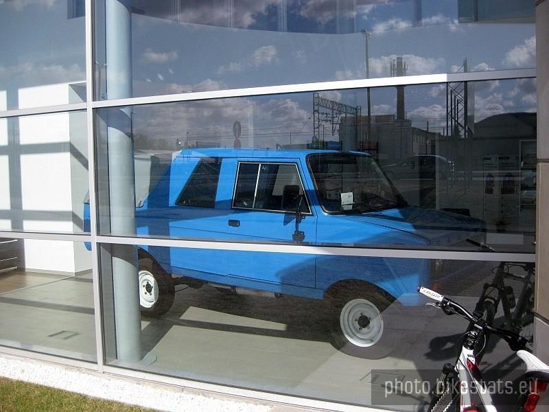 Tarpan jak nowy w salonie VW
