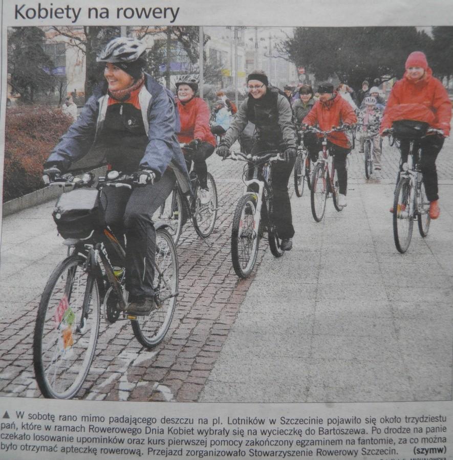 I kogo mi tu widzimy na czele kolarskiego peletonu .