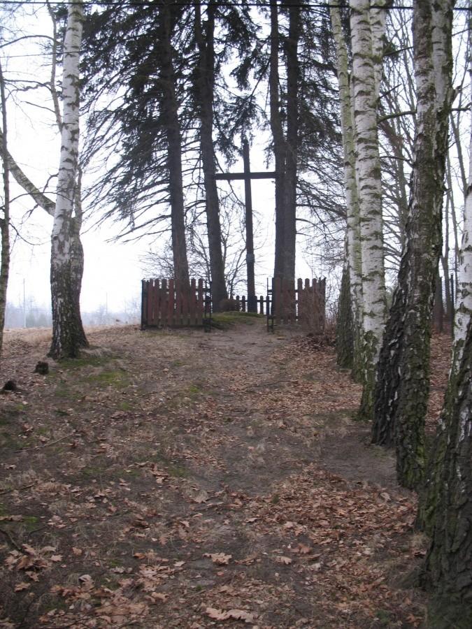 grób powstańców 1863 roku - Henryków Urocze