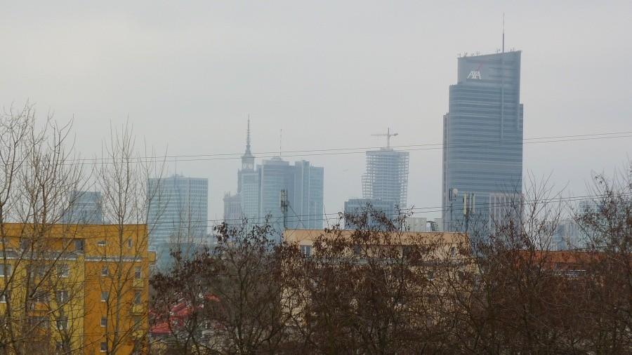 Widok na centrum Warszawy z górki Moczydłowskiej