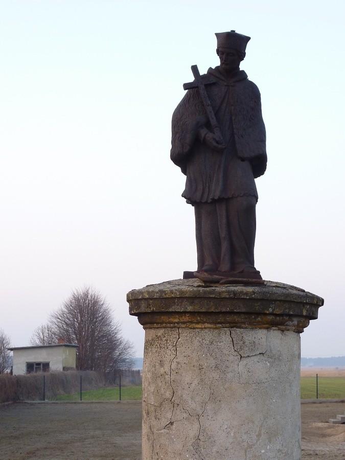 Żeliwny Nepomuk w Chajętach