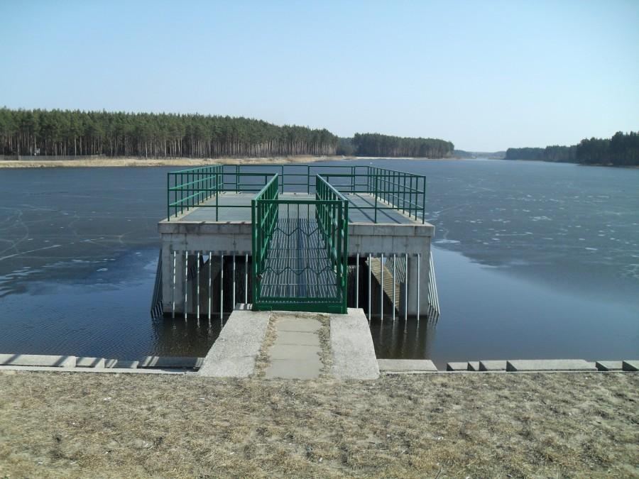 jeszcze w lodzie zbiornik w ostrowach nad okrzą