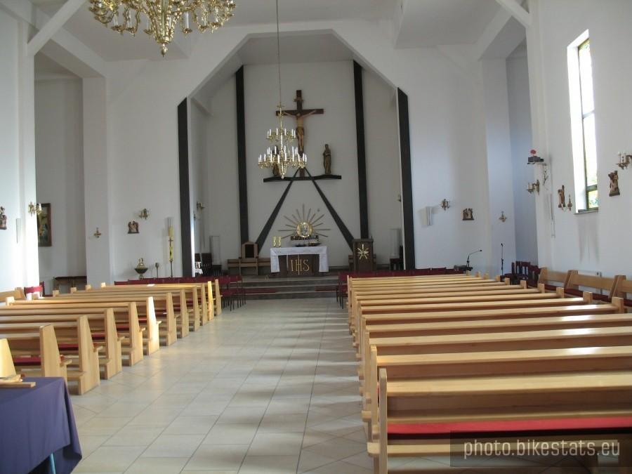 Kamionka- wnętrze nowego kościoła