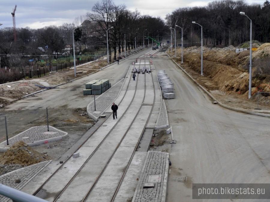 Ulica Niemierzyńska widziana z wiaduktu kolejowego - 19 marca 12 r.