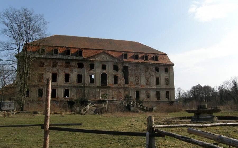 Widok od strony ogrodu