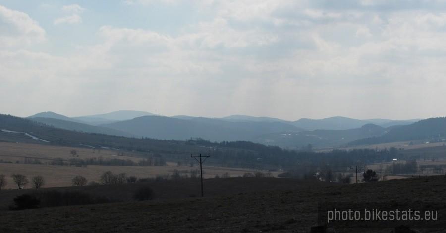 wschodnie pasma Beskid Niskiego znad Mszany