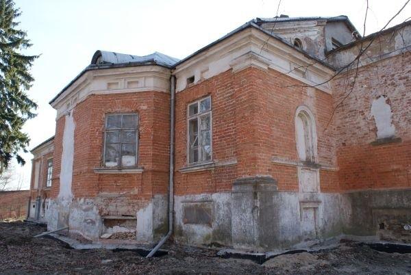 ktoś w nim mieszka