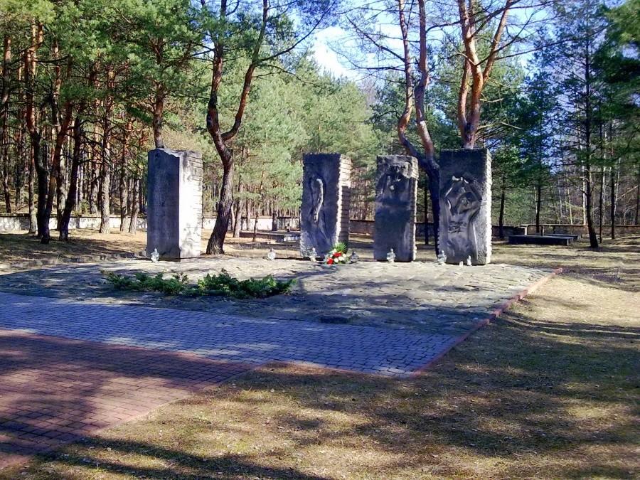 Cmentarz Ofiar II Wojny Światowej w Olsztynie II