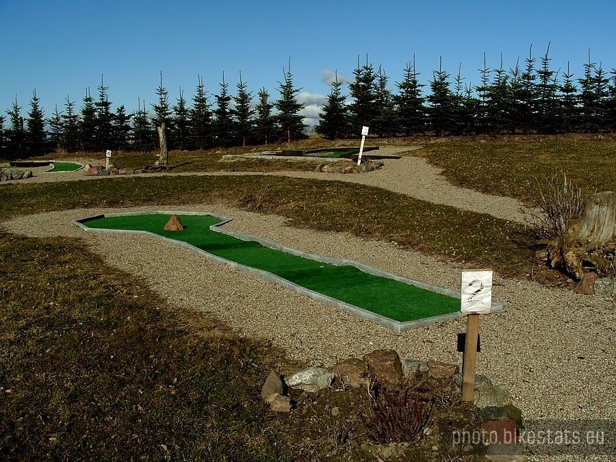 Mini pole golfowe w Zagrodzie Kociewskiej