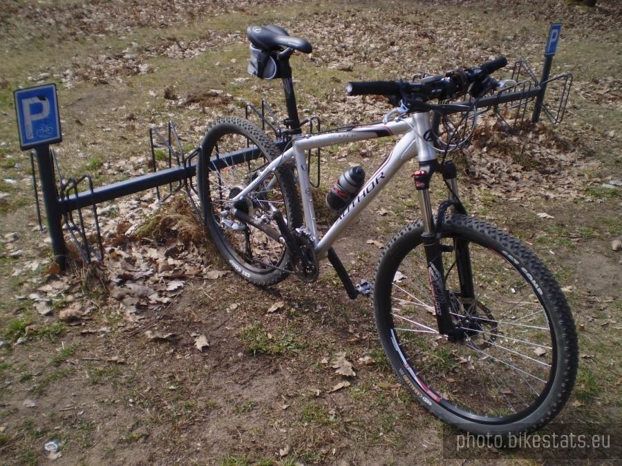 Parkin rowerowy na Dziweiczej Górze