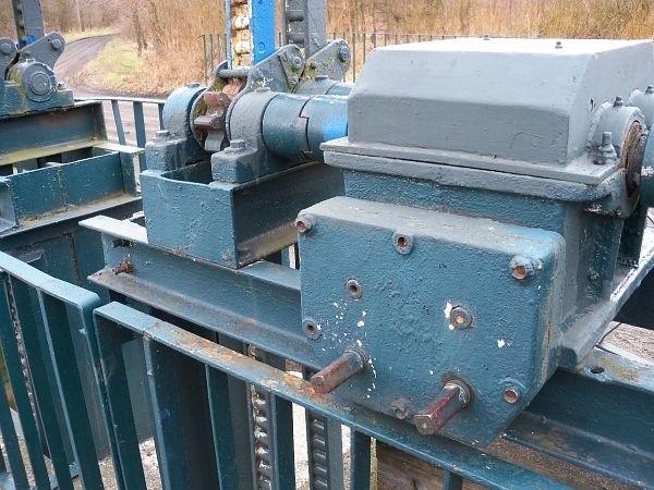 Mechanizm zapory, brakuje tylko korb