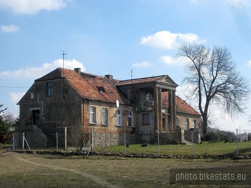 Pałac w Imielnie