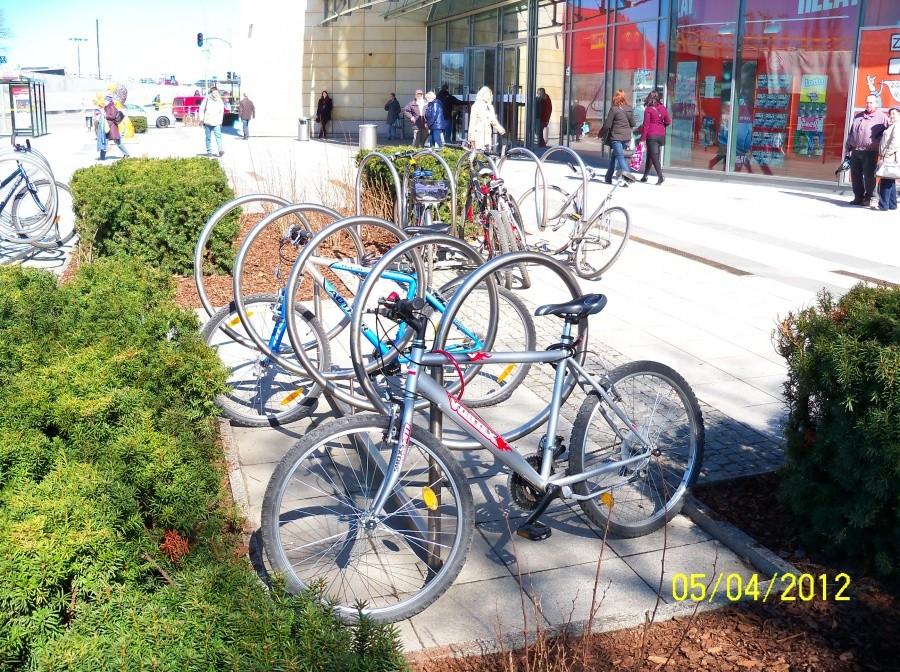GDAŃSK-STOJAKI POD GALERIĄ BAŁTYCKĄ