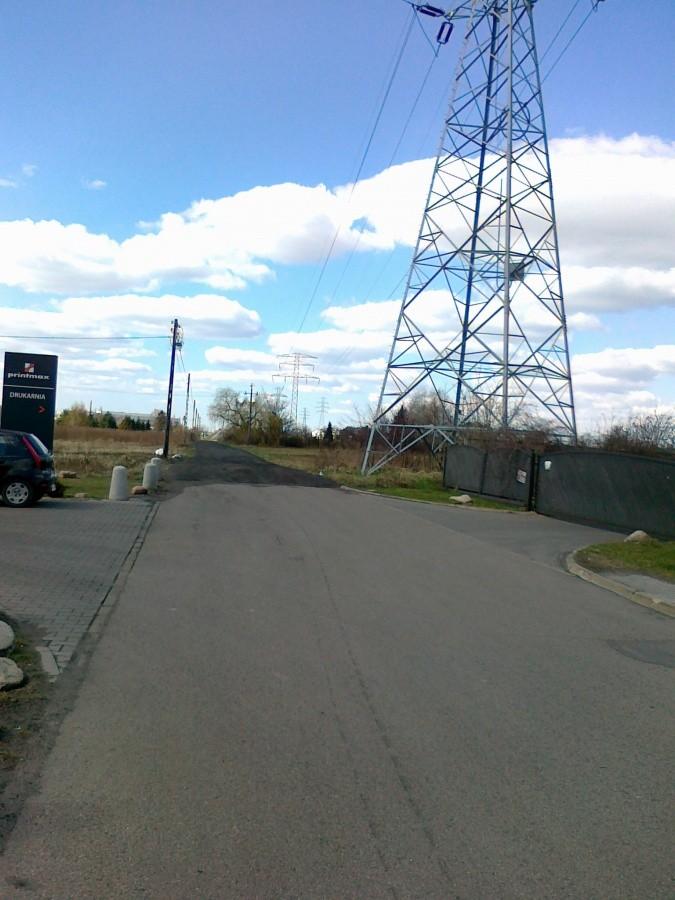Skończyla się szutrówka, zaczął asfalt
