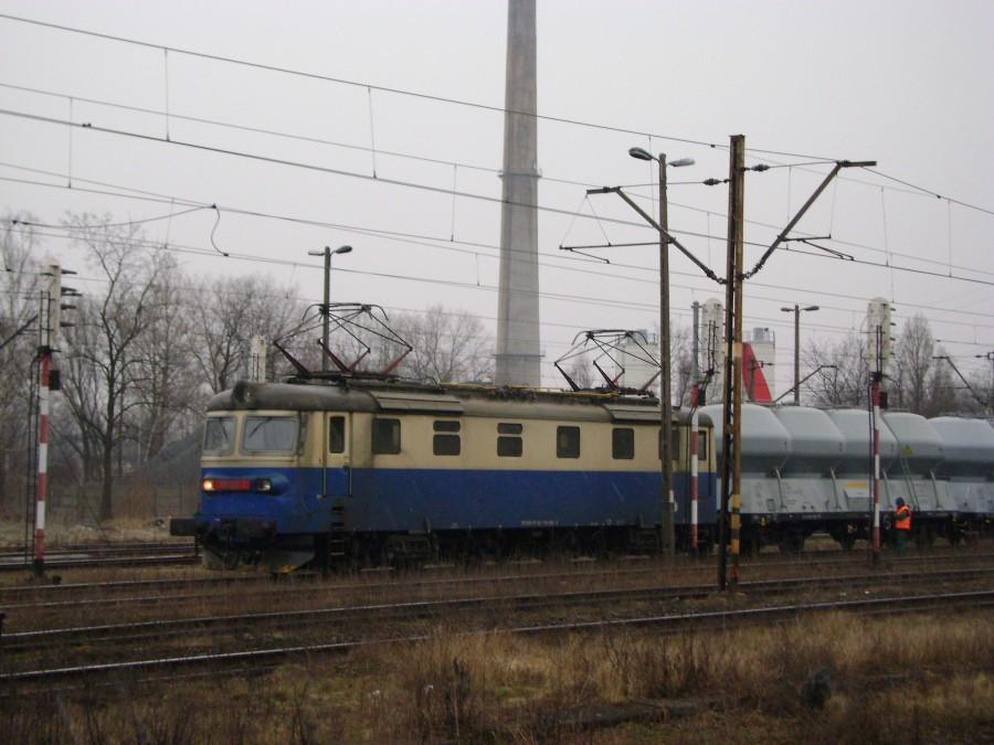 Skład inowrocławskiej Transody na czele z lokomotywą 181 (028)