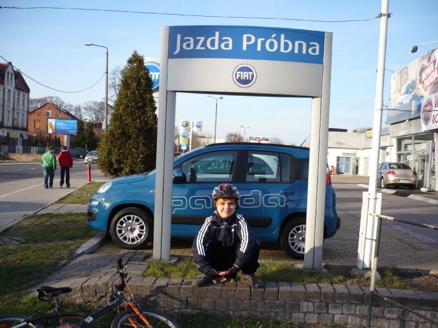 A może autem?