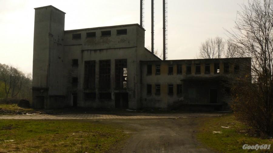 Kotłownia przyszklarniowa, a raczej to co z niej zostało.