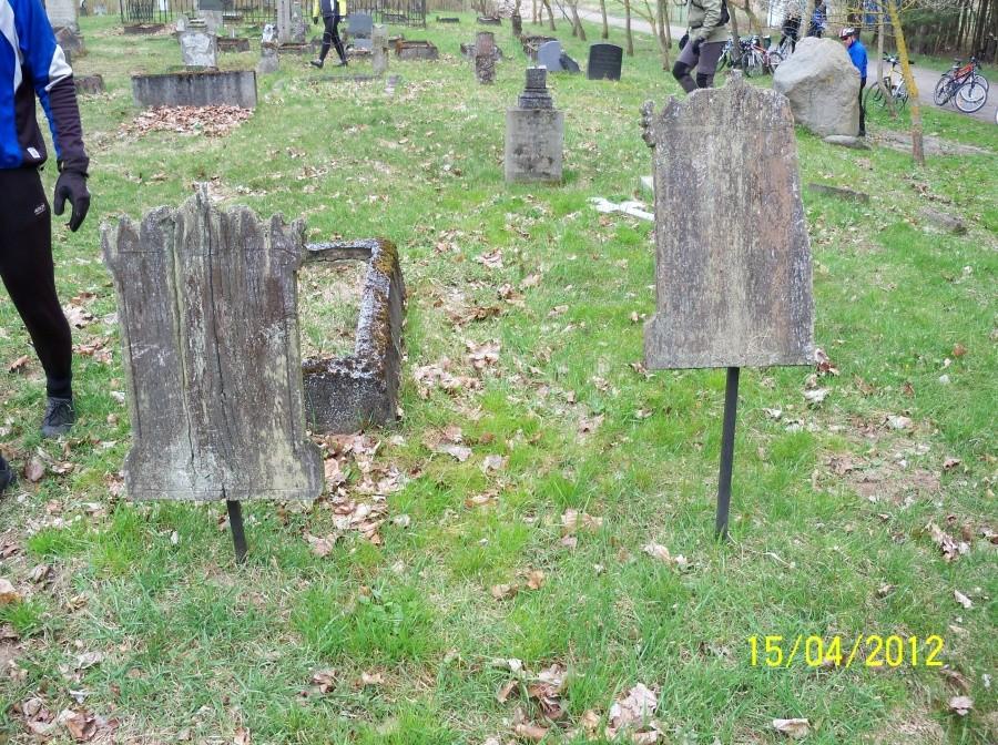 BARCICE-DREWNIANE STELE