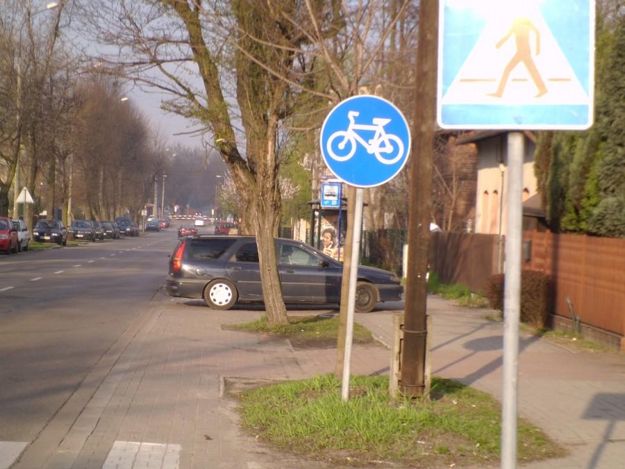 Katowice ul. Z.W. Jankego: Uciekający kandydat do karnego K