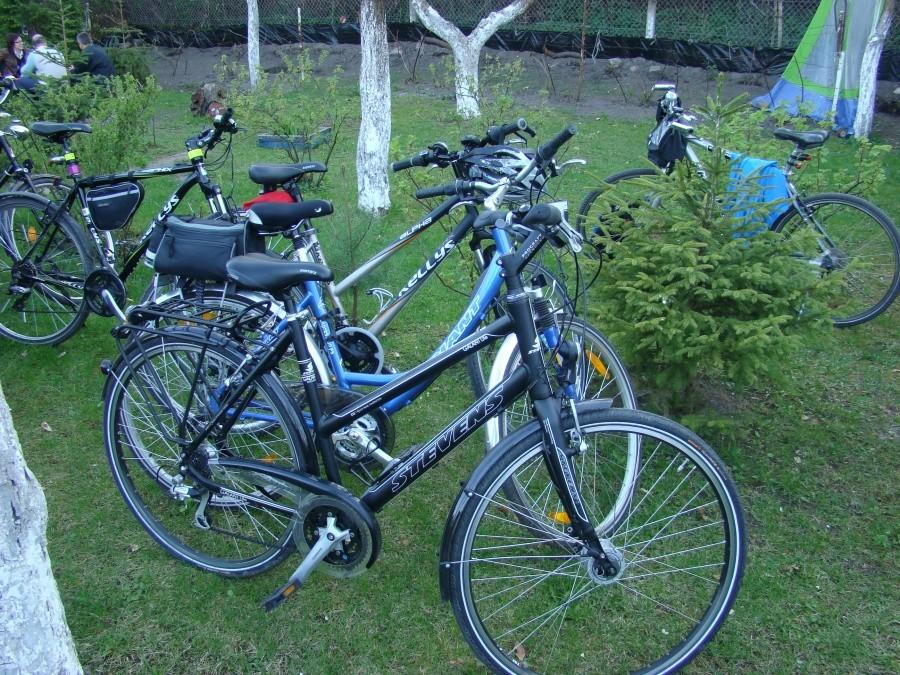 Misiaczowy grill - nie tylko dla rowerzyztów - choć rowerów pełno