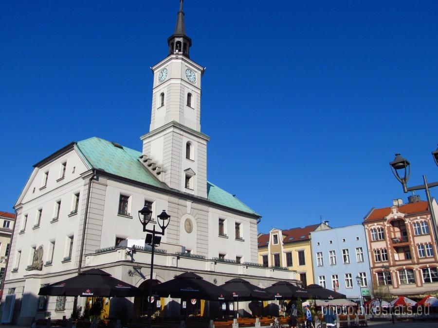 słoneczny rynek w Gliwicach
