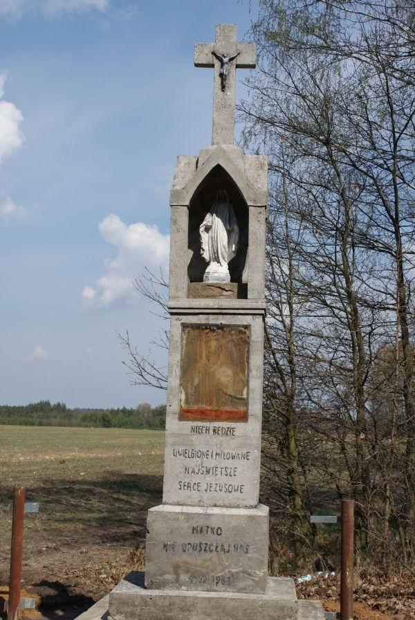 kapliczka w Anielinie