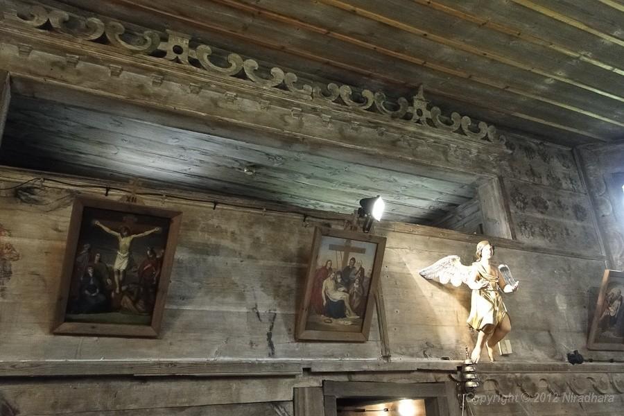 wnętrze kościoła w Jakubowicach
