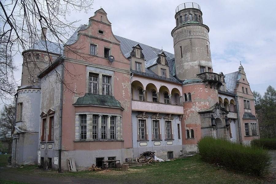 Pałac w Roszkowicach