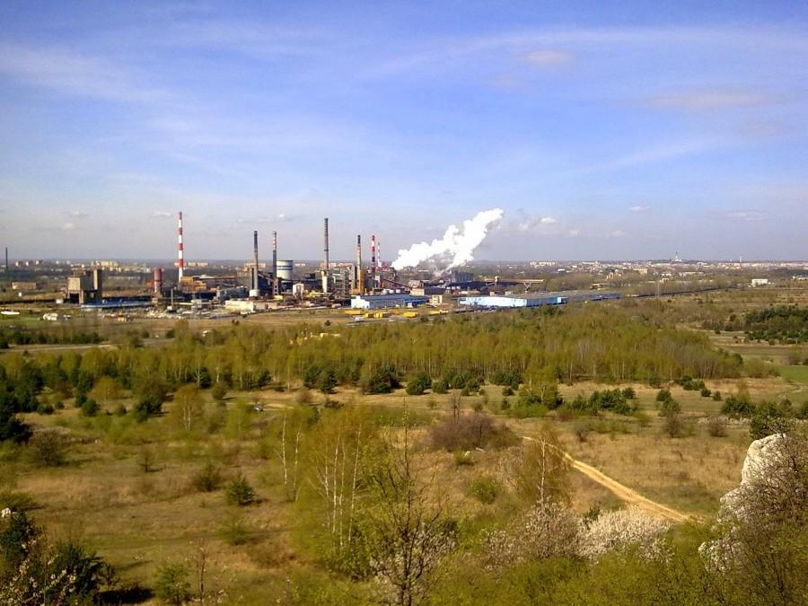 Widok z Góry Ossona. Koksownia "oddycha" pełną piersią :)