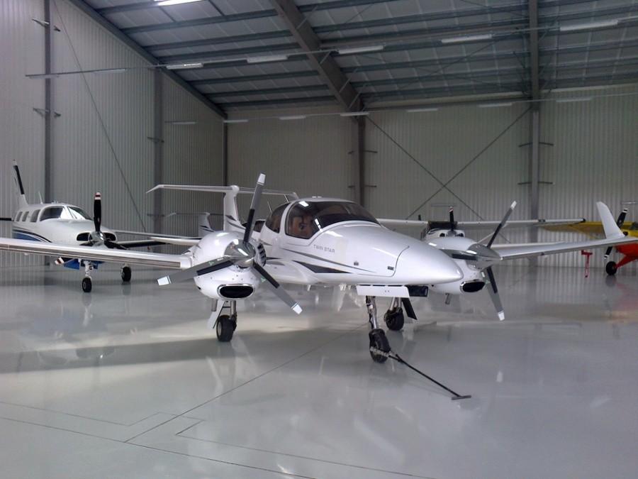 A ten samolot 490.000 EURO :P
