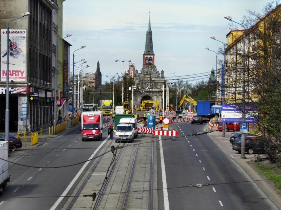Centrum Szczecina - brama Portowa, gdzie trwa przebudowa skrzyżowania.