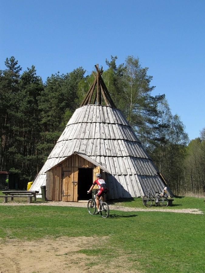 wigwam w Jeziercach
