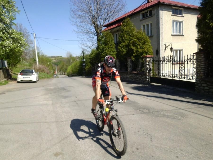 Krzeszowice: Andzrzej kończący zjazd z Miękini.
