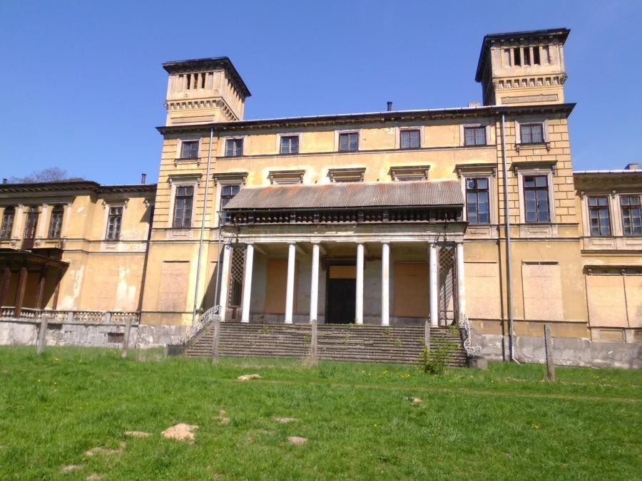 Krzeszowice: Park miejski - Nowy dwór