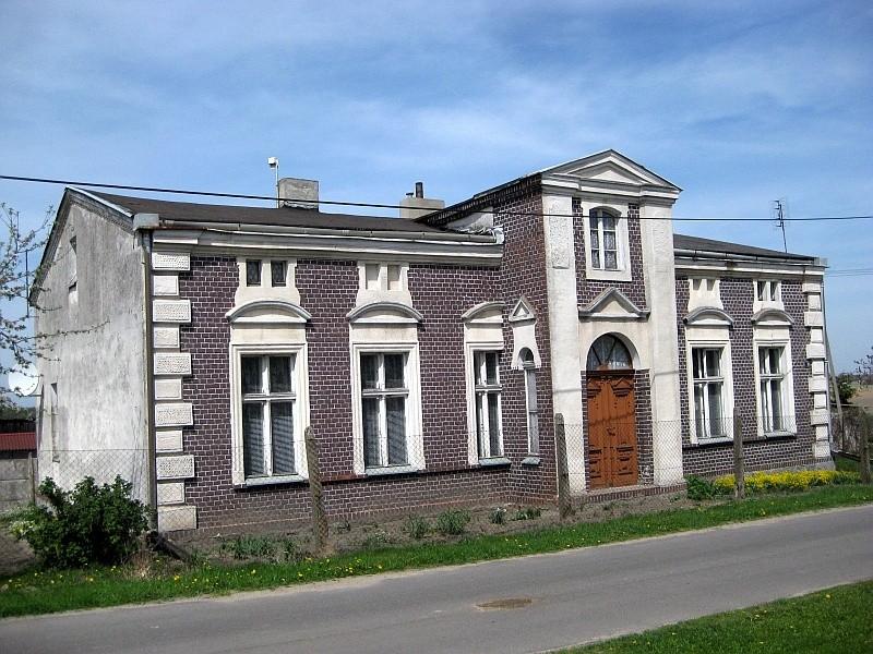 Góra - ciekawy dom