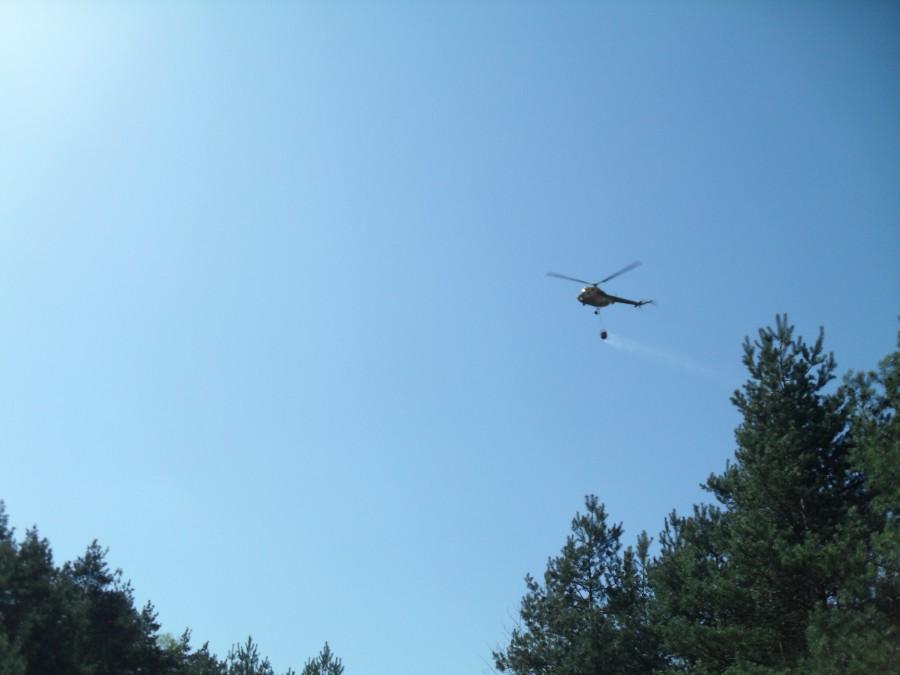 helikopter z wodą
