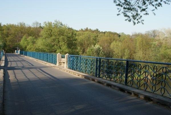 spalski most zabytkowy