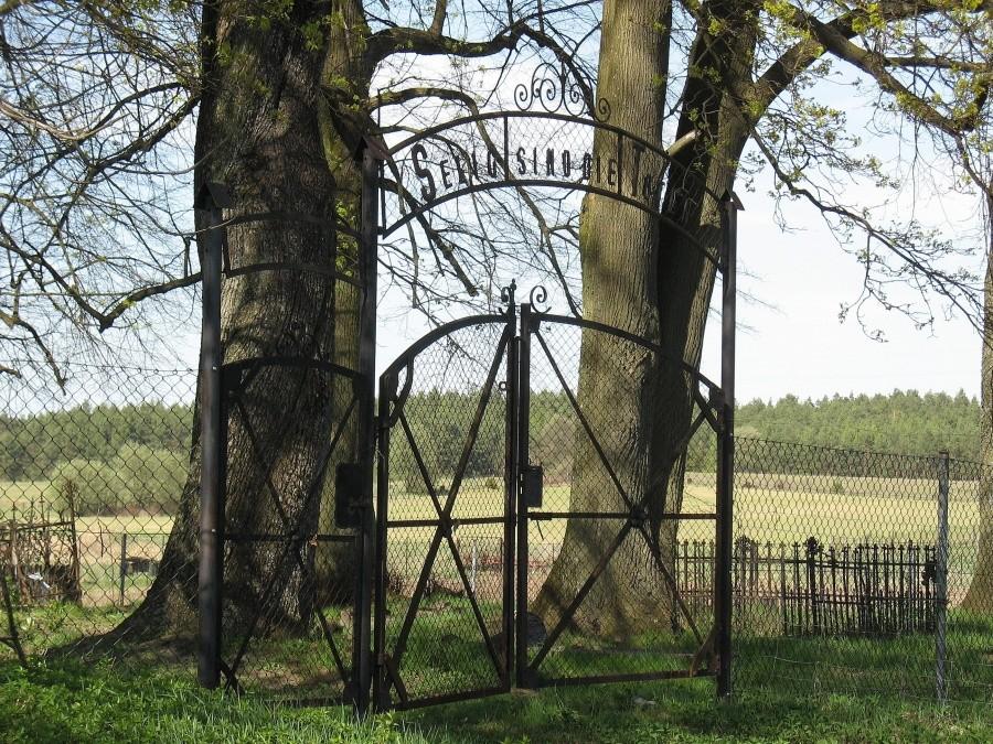 Stary cmentarz