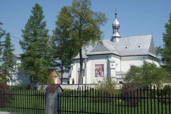 kościół w Sobkowie