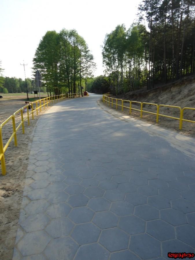 Oddana niedawno do użytku droga Goreń-Skrzynki. Wielka feta na otwarcie 1,2km odcinka.