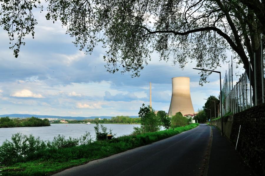 Elektrownia atomowa nad Renem